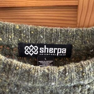 Sherpa women’s wool sweater